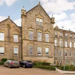 Rent 3 bedroom flat of 109 m² in City of Edinburgh