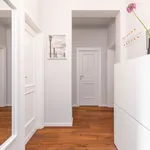 Miete 2 Schlafzimmer wohnung von 65 m² in Berlin