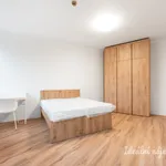 Pronajměte si 3 ložnic/e byt o rozloze 83 m² v Prague