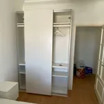 Rent a room in lisbon