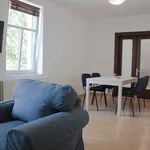 Miete 3 Schlafzimmer wohnung von 90 m² in Halle (Saale)