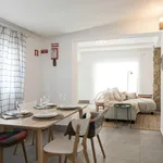 Alugar 2 quarto casa de 77 m² em Quarteira