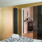 Rent 1 bedroom apartment of 40 m² in Bologna