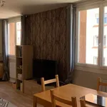 Appartement de 65 m² avec 3 chambre(s) en location à Nîmes