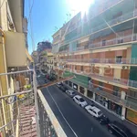 Affitto 2 camera appartamento di 50 m² in Napoli