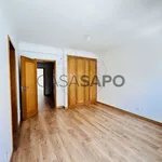 Rent 3 bedroom house of 250 m² in Almada