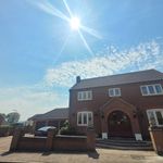 Rent 4 bedroom house in North East England