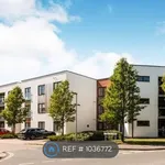 Rent 2 bedroom apartment in Basingstoke and Deane