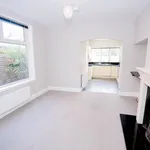 Rent 4 bedroom house in Yorkshire And The Humber