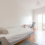 Rent 7 bedroom apartment in Lisbon