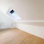 Maison de 321 m² avec 4 chambre(s) en location à Uccle