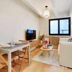 Appartement de 226 m² avec 1 chambre(s) en location à Paris