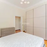 Rent 2 bedroom apartment of 53 m² in Milano