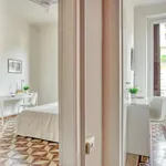 Rent 2 bedroom apartment in Milan