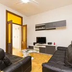 Rent a room of 120 m² in madrid