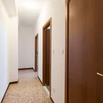 Rent a room of 100 m² in milan