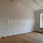 Affitto 3 camera appartamento di 60 m² in Mantova