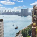 Rent 3 bedroom apartment of 2300 m² in Manhattan