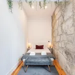 Rent 1 bedroom apartment in Porto