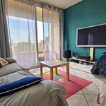 Rent 4 bedroom apartment of 67 m² in Limay