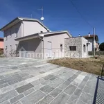 Rent 3 bedroom house of 88 m² in Lugo