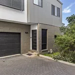 Rent 3 bedroom house in New Lambton