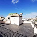 Rent 5 bedroom apartment of 191 m² in Genova