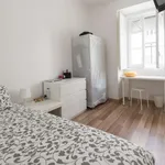 Rent a room in lisbon