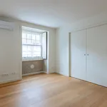 Rent 1 bedroom apartment of 43 m² in Porto