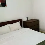 Rent a room in lisbon