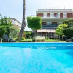 Rent 3 bedroom apartment of 90 m² in Roma