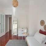 Rent 7 bedroom apartment in Lisbon