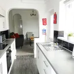 Rent 3 bedroom flat in Stoke-on-Trent