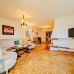 Rent 4 bedroom apartment in Praha 5