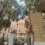 Rent 5 bedroom apartment of 300 m² in Roma