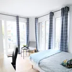 Rent 5 bedroom apartment in Clichy