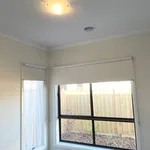 Rent 3 bedroom house in Thornhill Park