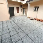 Rent 4 bedroom apartment of 100 m² in Adria