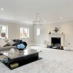 Rent 7 bedroom house in South East England