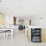 Rent 3 bedroom apartment in Brisbane City