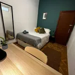 Rent a room of 130 m² in madrid