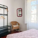 Rent 2 bedroom apartment of 40 m² in lisbon