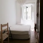 Rent 3 bedroom apartment in Lisbon