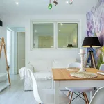 Rent 2 bedroom apartment of 60 m² in lisbon