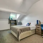 Rent 8 bedroom house in Leeds