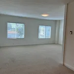 Rent 1 bedroom apartment of 78 m² in Long Beach