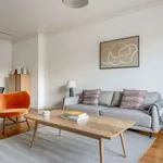 Rent 2 bedroom apartment of 92 m² in lisbon