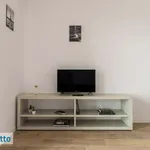 Affitto 2 camera casa di 60 m² in Milan