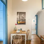 Rent 2 bedroom apartment of 58 m² in lisbon