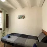 Rent a room of 60 m² in Barcelona